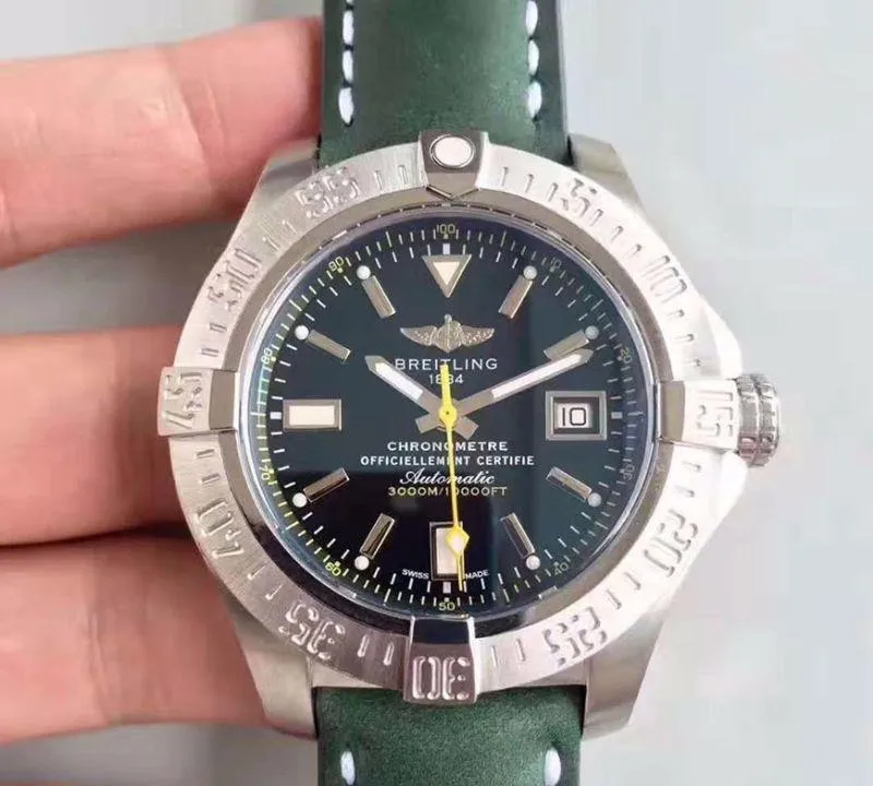 Breitling Avenger II A1733110.BC30.435X.A20BASA.1 GF Factory 1:1 Best Edition Replica Watch Swiss ETA2836